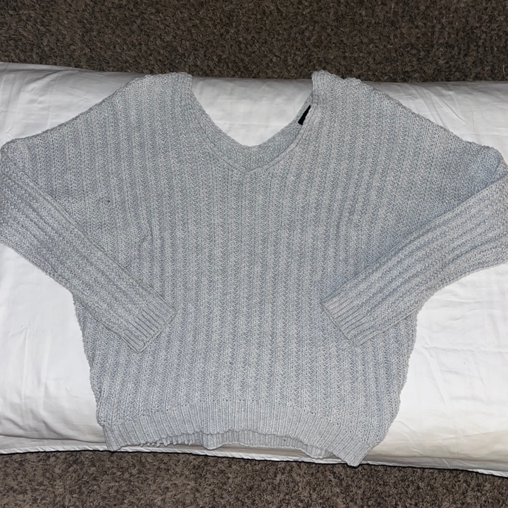 rue 21 Light Gray Sz Sm V-neck front & back sweater. Some distress at bottom pic